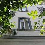 Le Petit Apartment