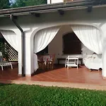Da Adria Al Corvenale - Casa Vacanze Carrara -