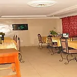 Shadlat International Hotel
