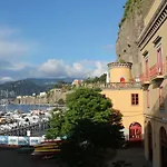 Surriento Suites
