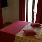 Sotto Il Castello