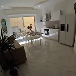 Napoli Hub Apartment