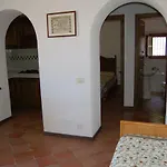 Dhora