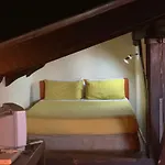 Decumani Roof