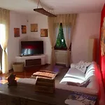 La Maison Jolie