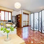 Innpisarentals - Pisa Riverside Apartment
