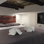 La Casina Di Lia In Via Dei Tribunali