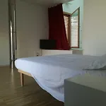 La Casa Di Mario Tra Le Case