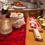 Madely'S Lodge