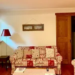 Strada Del Pussey Apartment