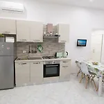 Mona Home