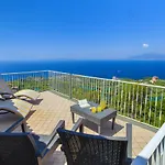 Amore Rentals - Casa Augusta B