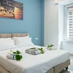 Devon Metro Studio Apartments