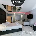 Luxury Suite