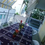 Nancy House Seconda Fila Mare Una Terrazza Sul Giardino