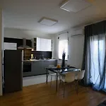 Pyramis Room