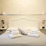 Two Sisters Suites