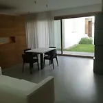 La Casa Di Mario Tra Le Case