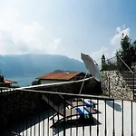 Villa Castravalva By Rent All Como