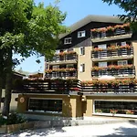 Hotel Emet