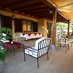 Bed And Breakfast La Corte Degli Ulivi