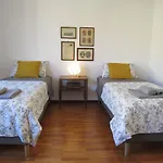 Duma Bed