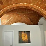 La Casa Di Dario, Dario'S House.