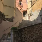 Casa Salita Castello