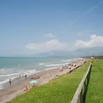 Happy Camp Mobile Homes In Villaggio Camping Baia Domizia