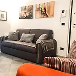 Maison Des Monnaies