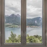 Easy Welcome Kosmopolitan
