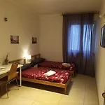 Pisa Central Station Apartment