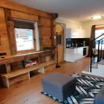 Nova Lodge