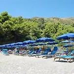 Villaggio Alberghiero Cala D'Arconte