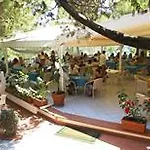 Villaggio Alberghiero Cala D'Arconte
