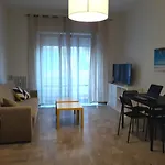 Claudia'S Big Sea Apartment