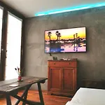 Ski In-Ski Out New Matterhorn Apartment In Cervinia