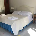 Regina Di Capri - Villa Maria -