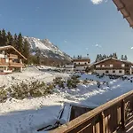 Cantore, Cortina By Short Holidays