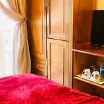 Doc May By Yolohotels