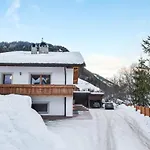 Apt Hetti - Haus Kostner