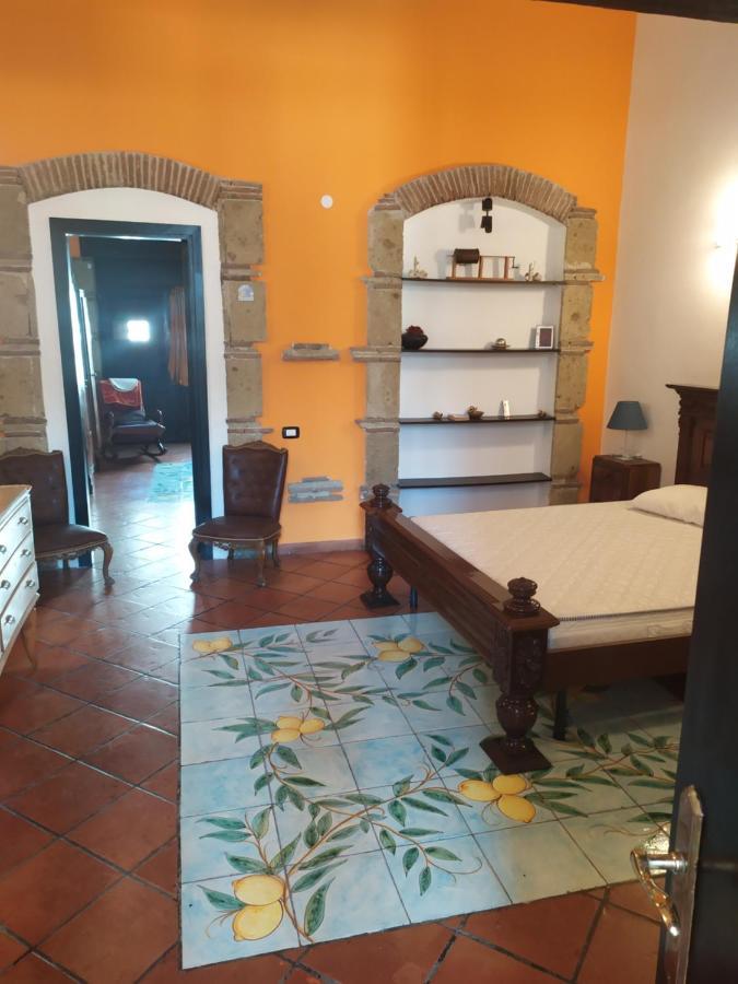 Athena E Calliope House * Pompeya
