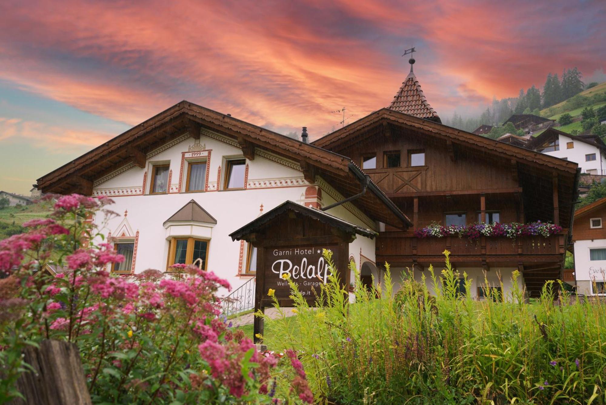 Bed & Breakfast Garni Belalp *